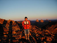 Zum Vergrößern einfach klicken ! - Frank auf dem Assekrem