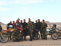 Zum Vergrößern einfach klicken ! - Andreas mit Gewehr